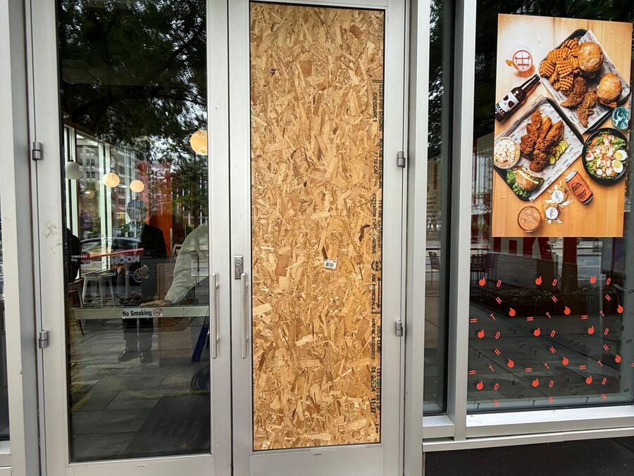 Emergency Board-Up by DC Glass Pro